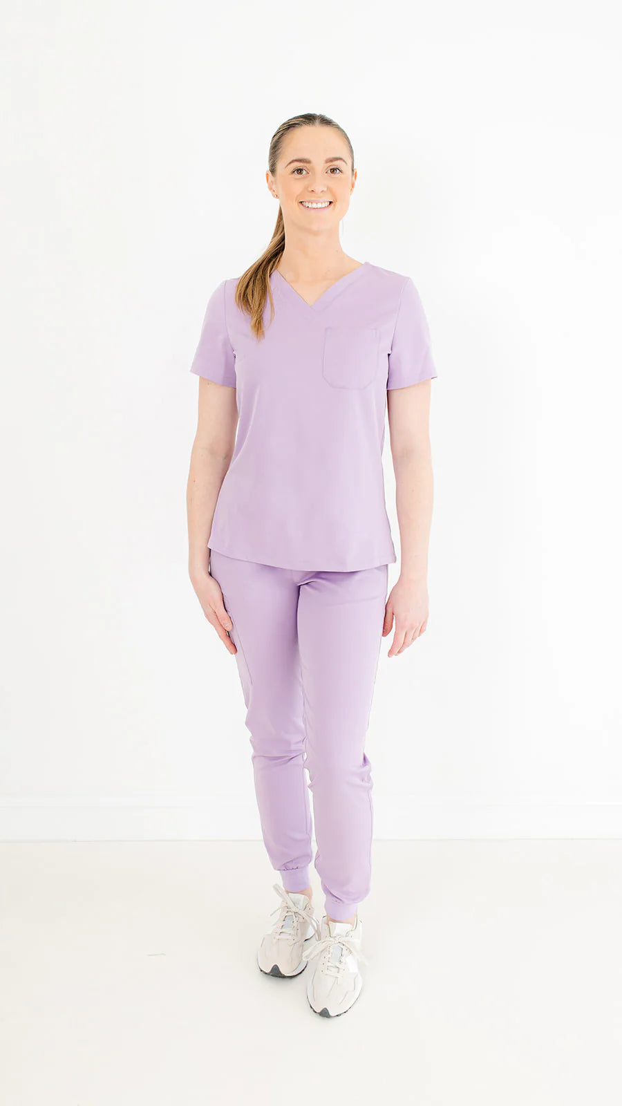 Essential PRO Scrub Top